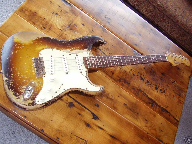 1959 Fender Stratocaster (faded sunburst)